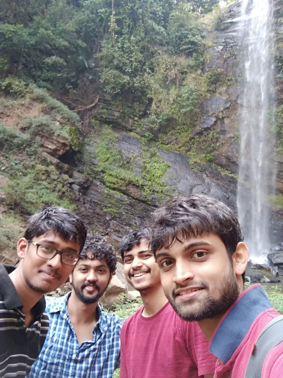 selfie at kadamagundi/didupe falls