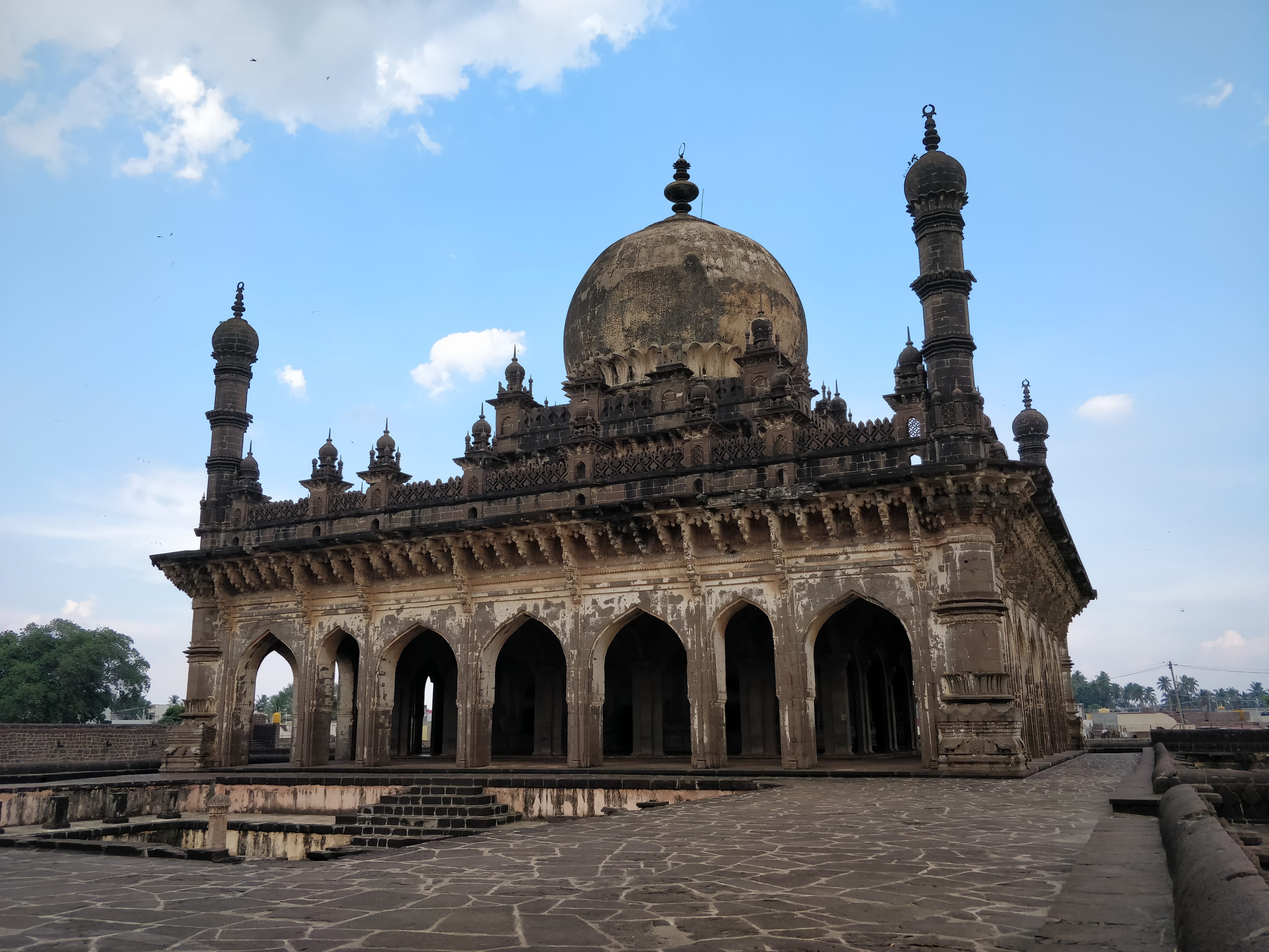 Trip through the ages - Bijapur - Day 1 - Gol Gumbaz, Ibrahim Roza, etc